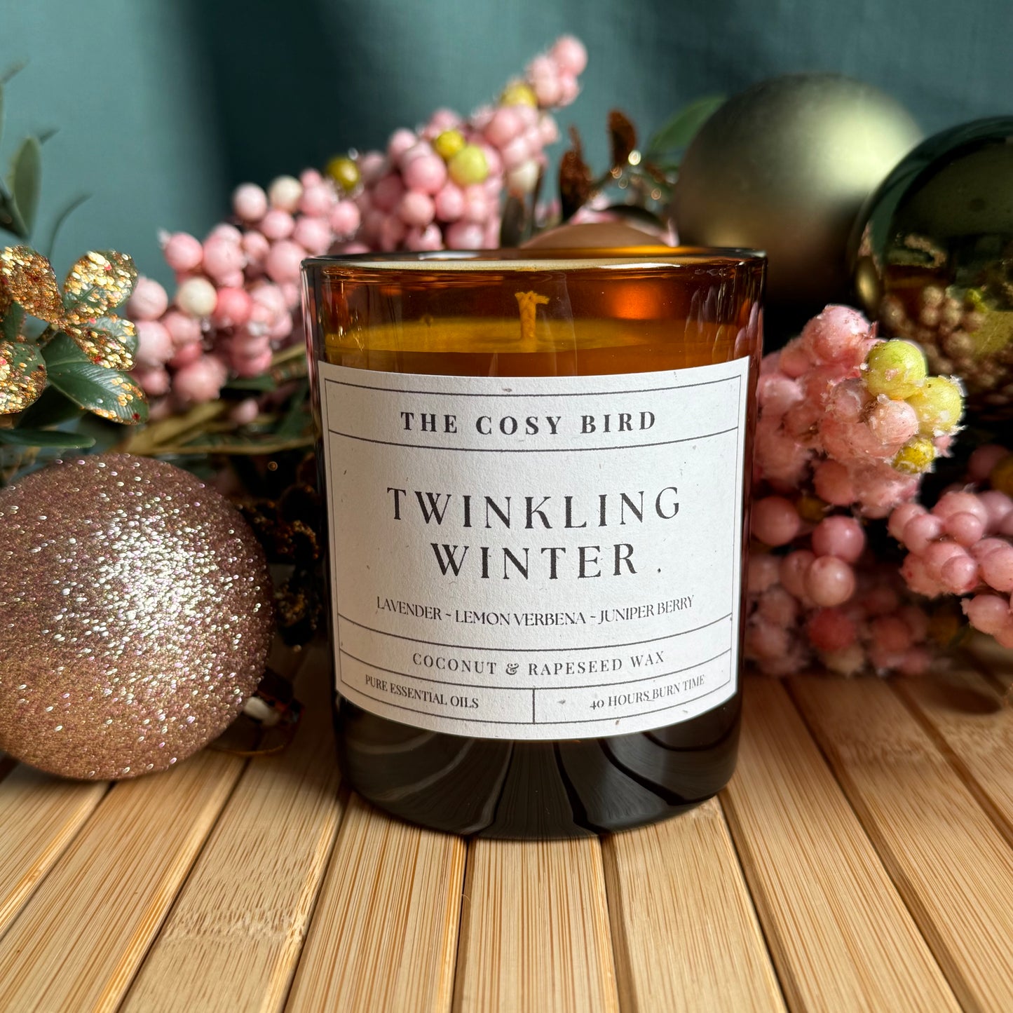 Twinkling Winter Candle – Fresh & Uplifting Lavender, Lemon Verbena, and Juniper Berry for a Bright Seasonal Glow