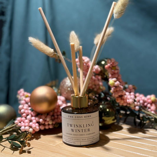 Twinkling Winter – Luxury Floral Essential Oil Reed Diffuser (Lemon Verbena, Lavender & Juniper Berry Festive Blend)